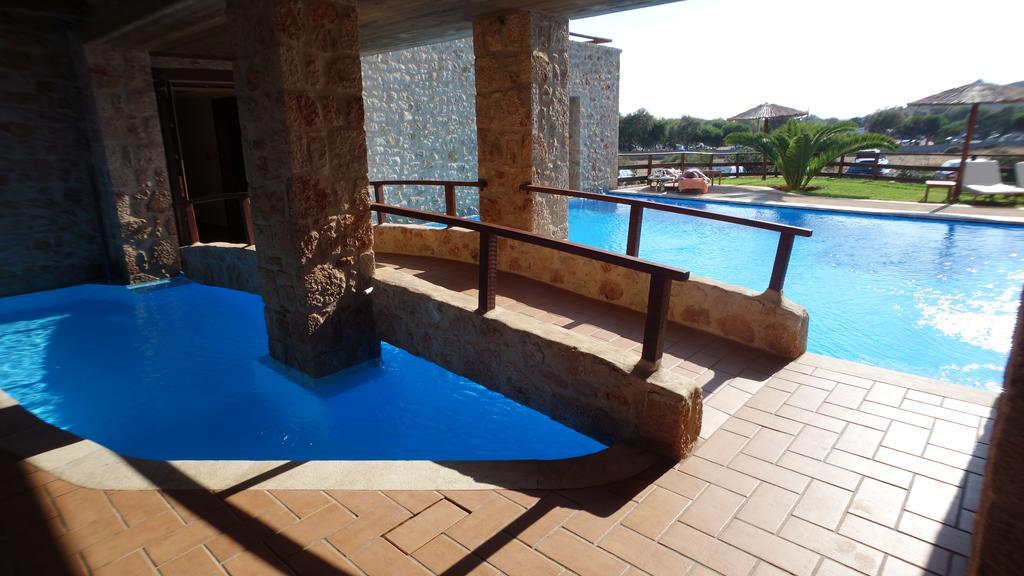 Simosmare Resort 엘라포니소스 외부 사진